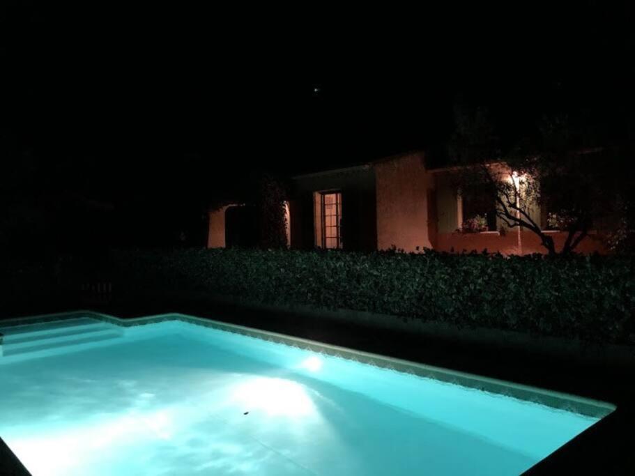 La Pitchoune : Gite Aux Pieds Des Alpilles 穆里耶 外观 照片